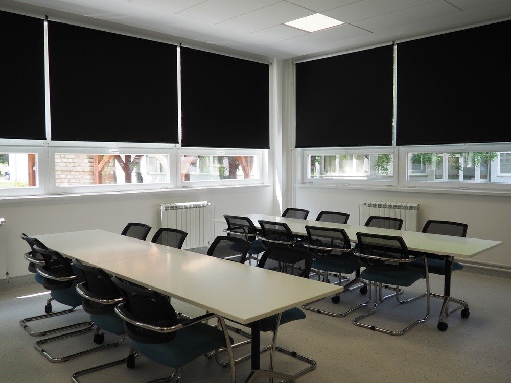 Table,And,Chairs,In,The,Meeting,Room,In,The,Office,